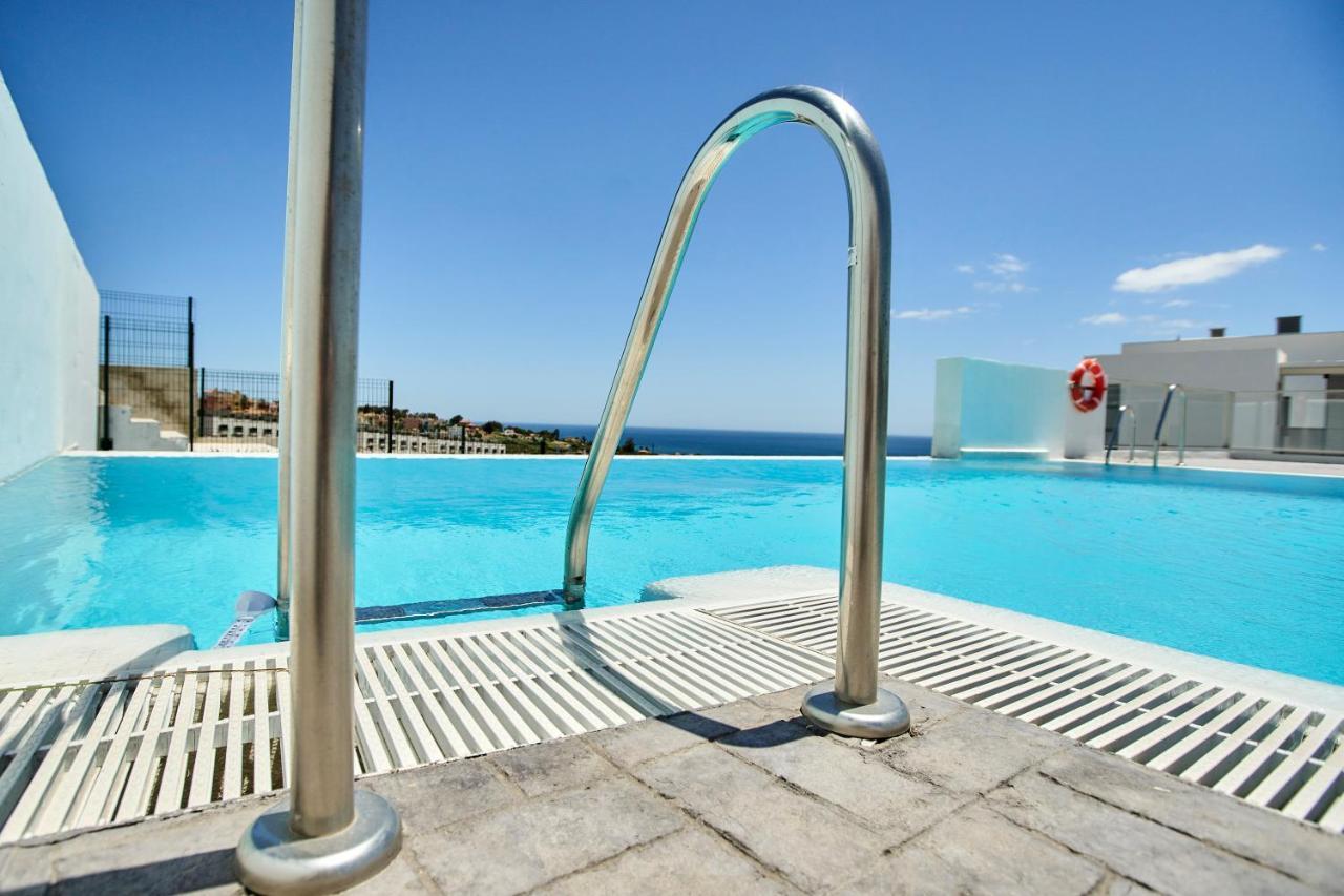 Penthouse With Stunning View And Rooftop Terrace Manilva Dış mekan fotoğraf